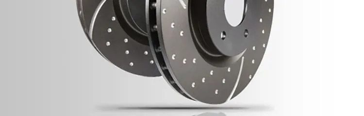 Par de discos de travão perfurados e ranhurados EBC Brakes, vistos de perfil