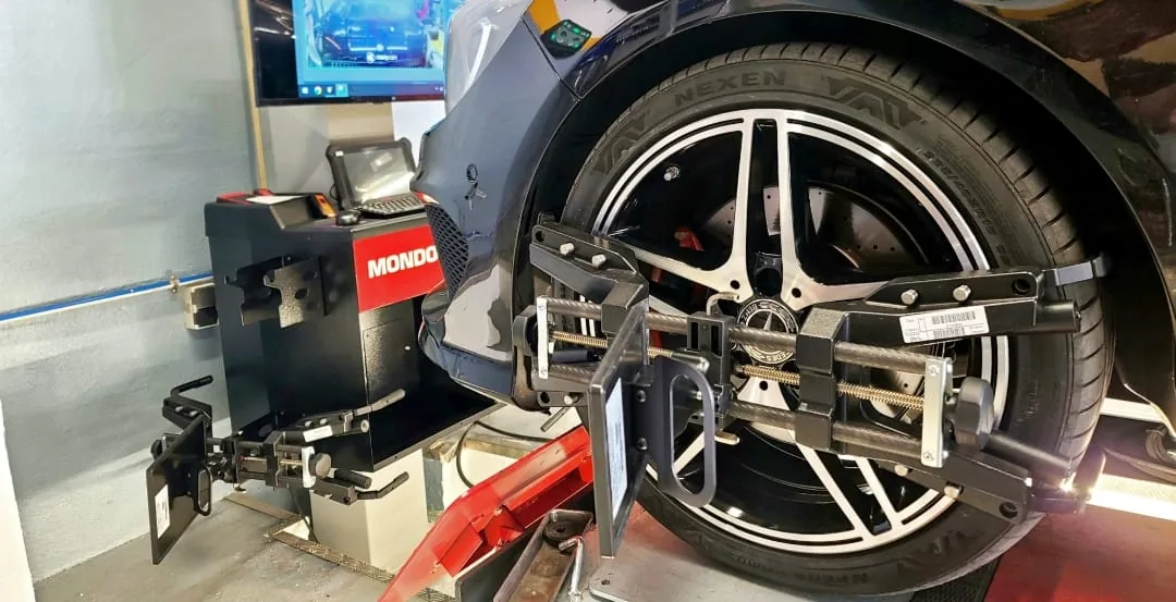 Equipamento de alinhamento de direção 3D